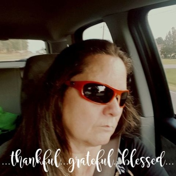 Meet your Posher, Linda - Picture 1 of 1